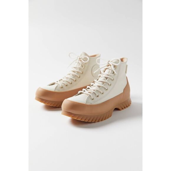 Urban Outfitters x Converse Chuck Taylor All Star Lugged 2.0 Waterproof Sneakers - Picture 1 of 13